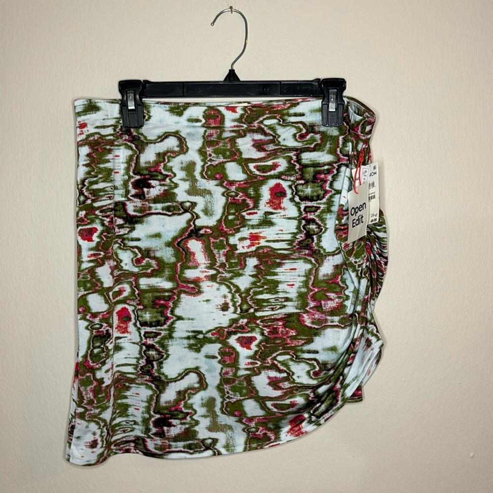 Open Edit Skirt